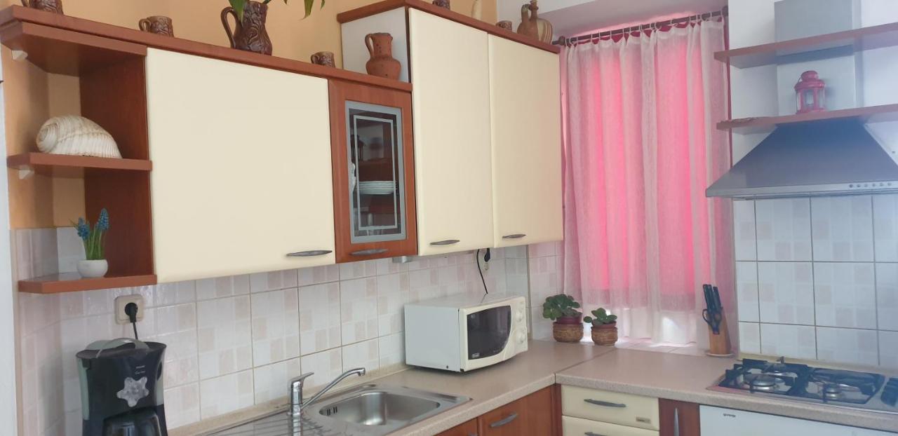 Apartments Pharia 耶尔萨 外观 照片