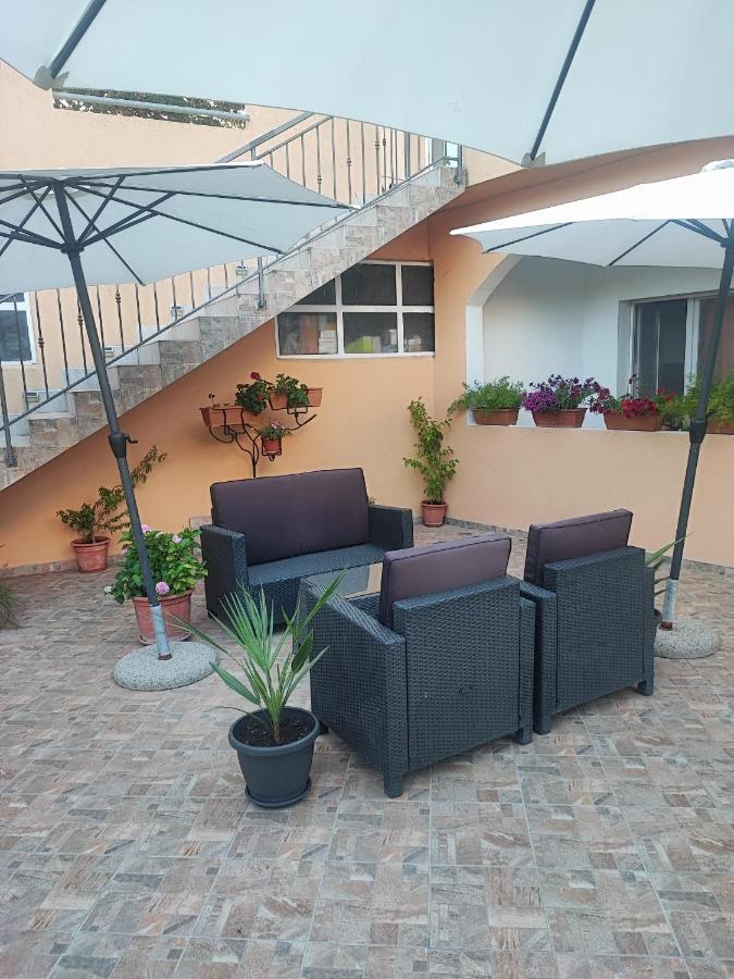 Apartments Pharia 耶尔萨 外观 照片